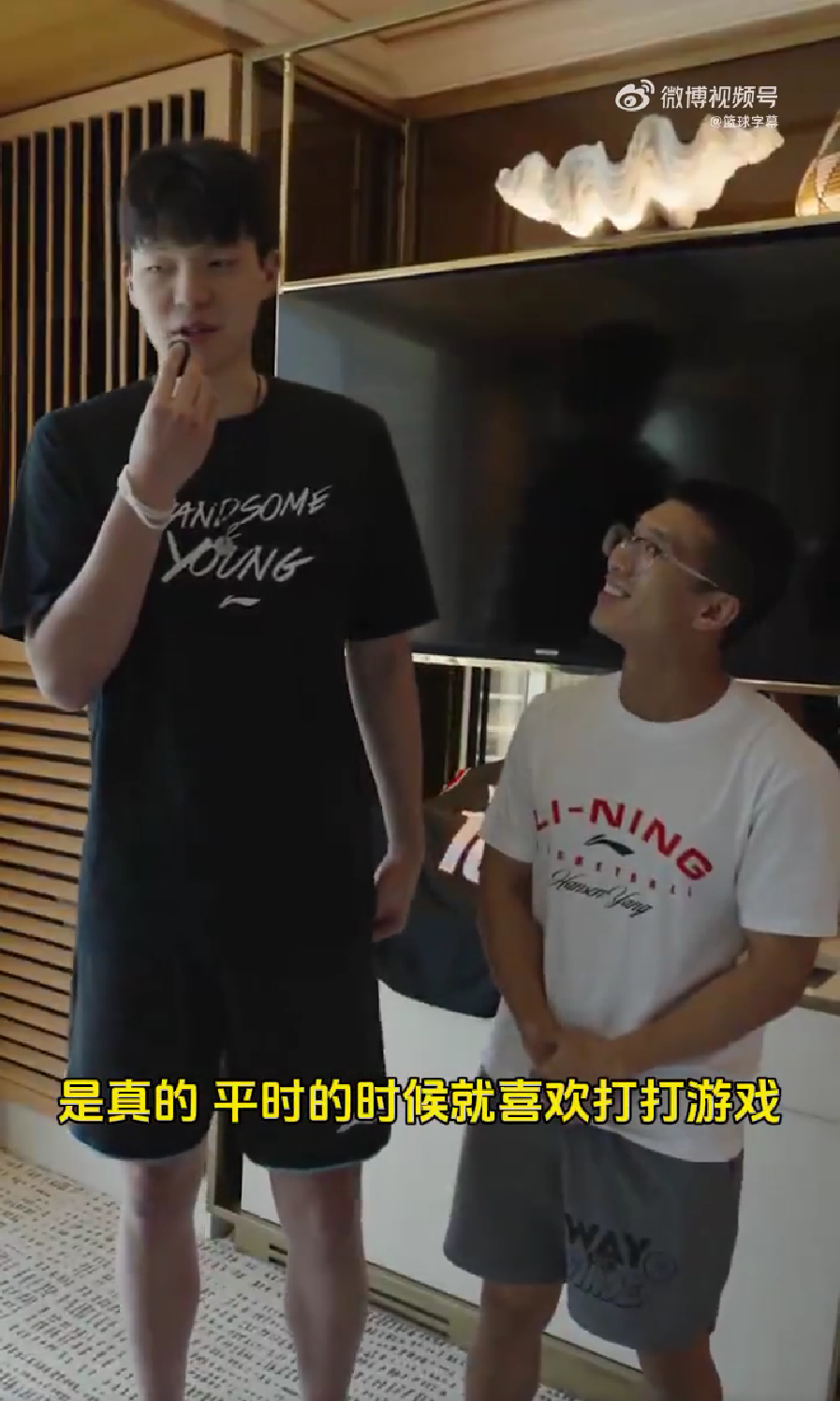 pg中国登录入口-鹈鹕与开拓者上演惊险对决，谁将胜出？