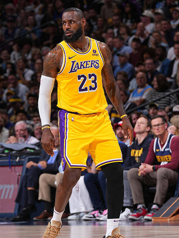 关于公牛小前锋布伦特-库克状态回升,场均20+得分的信息 关于公牛小前锋布伦特-库克状态回升,场均20+得分的信息