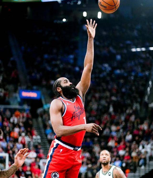 火箭战胜森林狼，哈登砍下40分